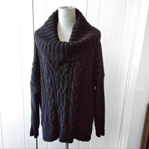 Womens JENNIFER LOPEZ black Sweater With Silver Thread, Size XL